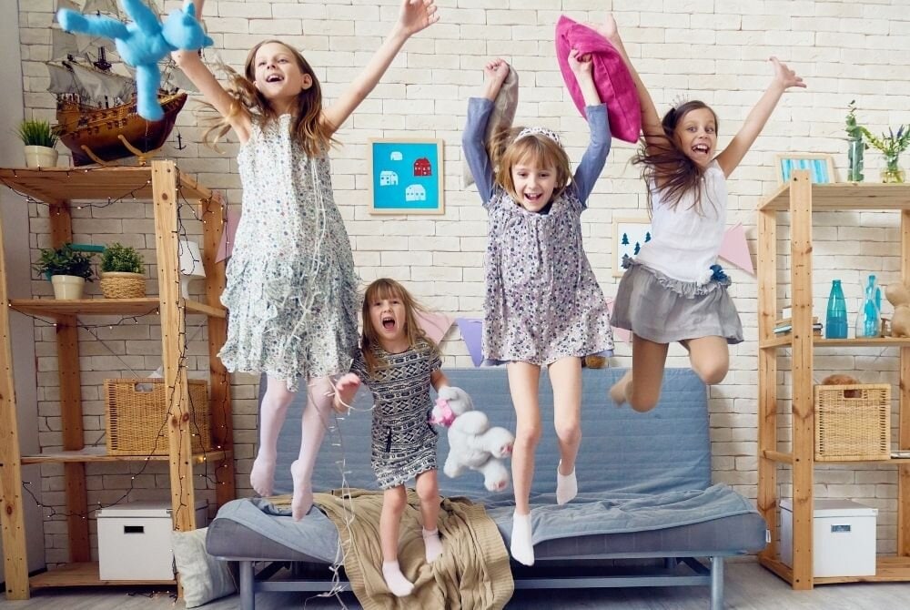 https://www.kidspartystore.nl/pub_docs/files/StartsidaFlight/Golvet-ar-lava1000x670.jpg