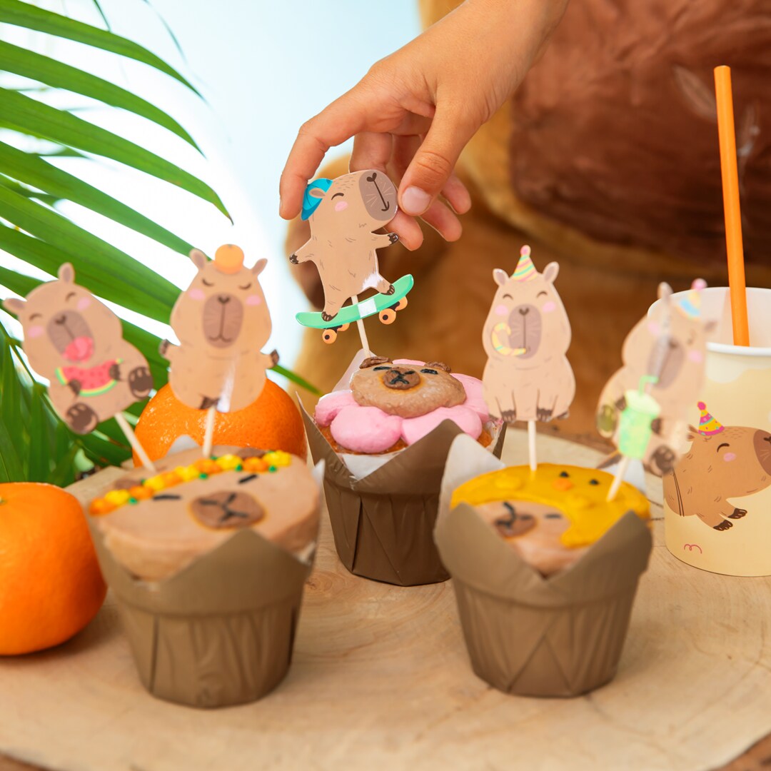 Capybara Caketopper 9 stuks