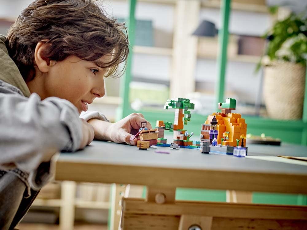 LEGO Minecraft - De pompoenboerderij 8+