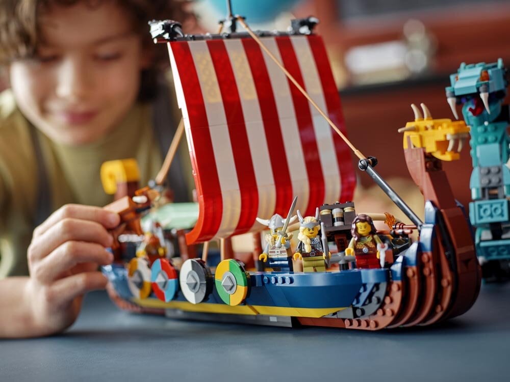 LEGO Creator - Vikingschip en de Midgaardslang 9+