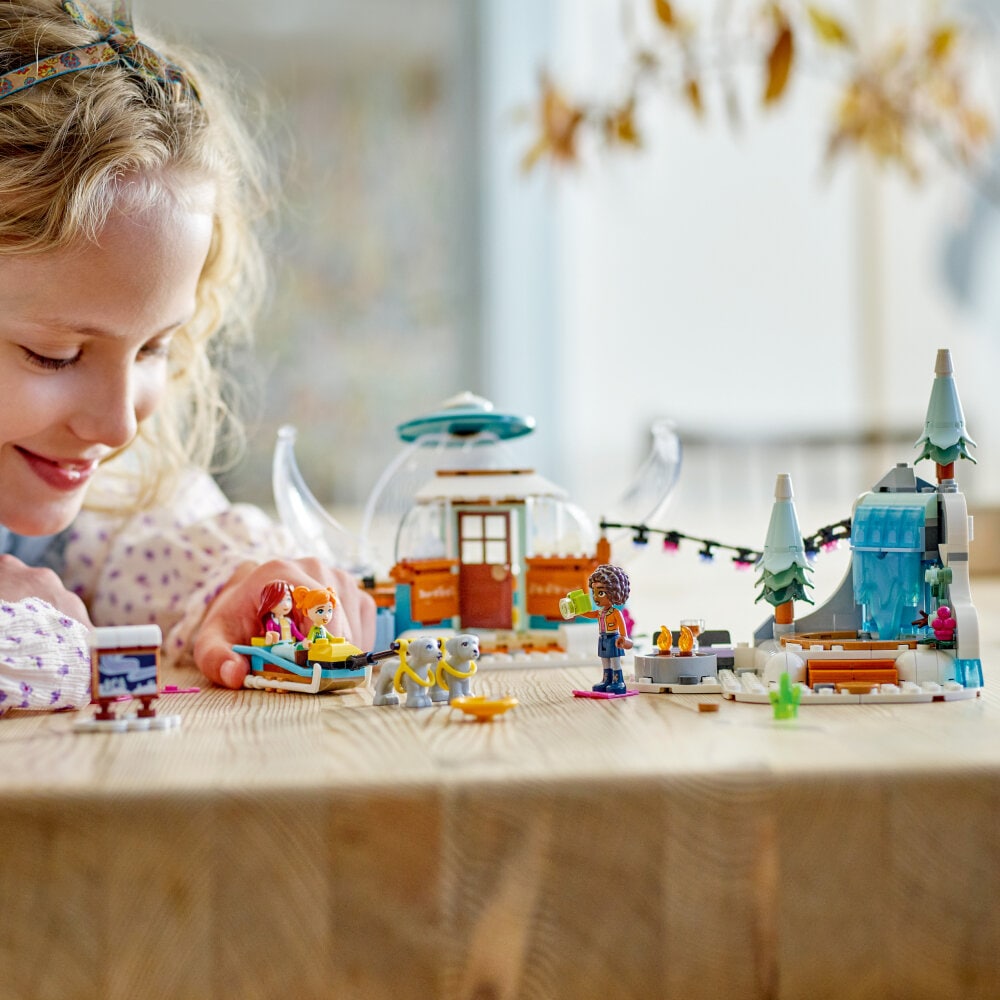 LEGO Friends - Iglo vakantieavontuur 8+