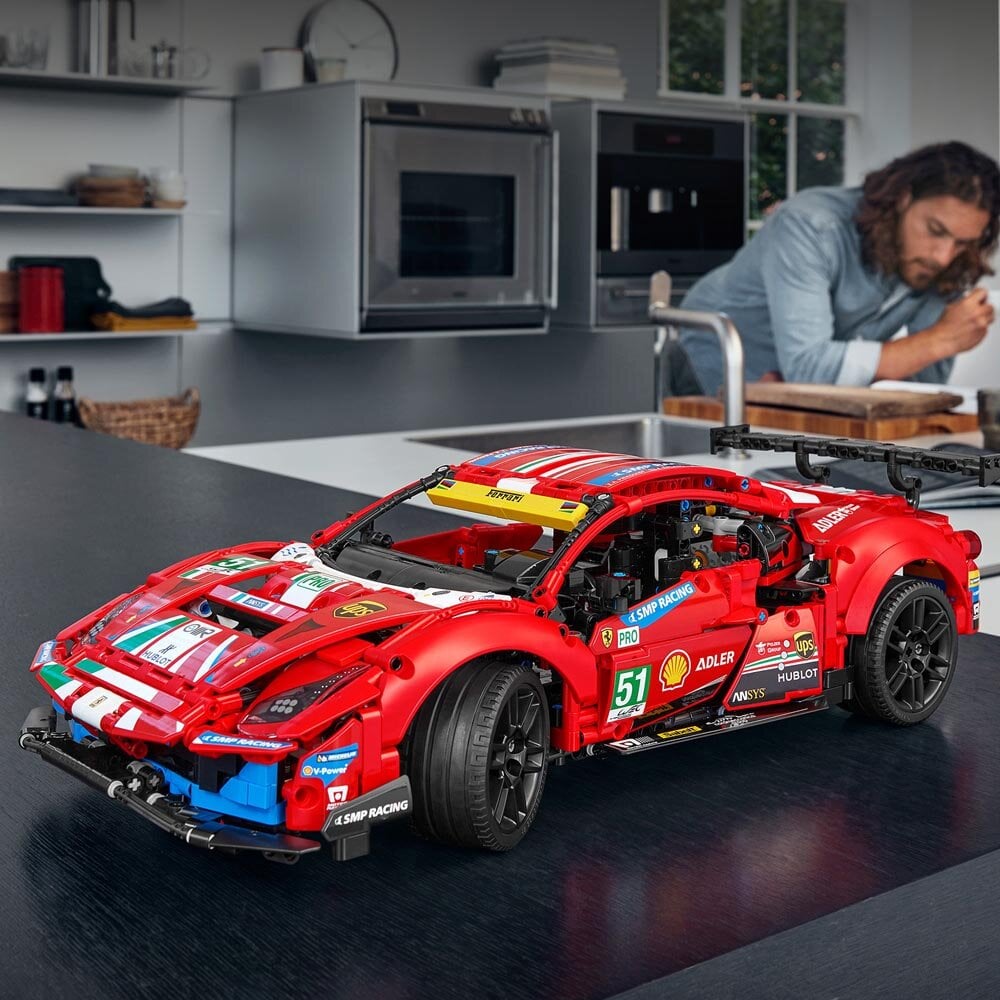 LEGO Ferrari 488 GTE AF Corse 51 18+