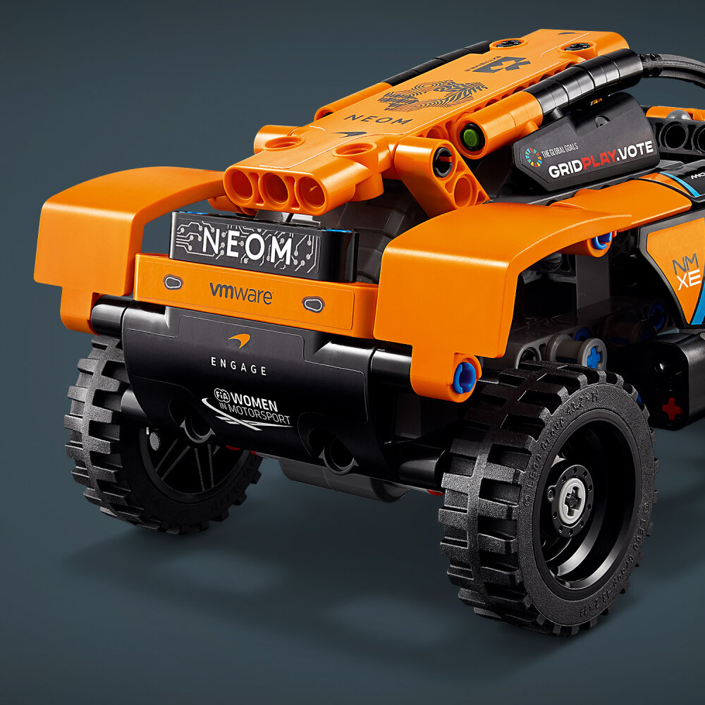 LEGO Technic - NEOM McLaren Extreme E racewagen 7+