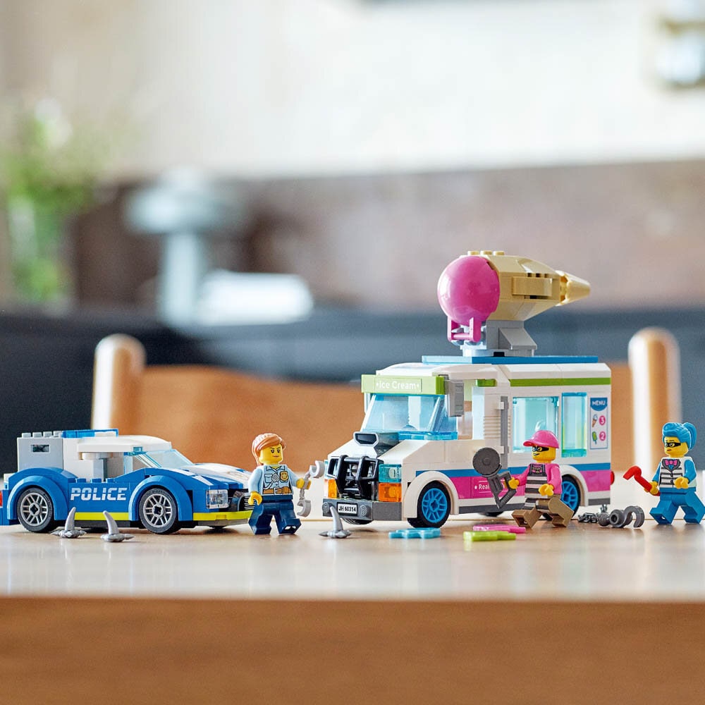 LEGO City - IJswagen politieachtervolging 5+