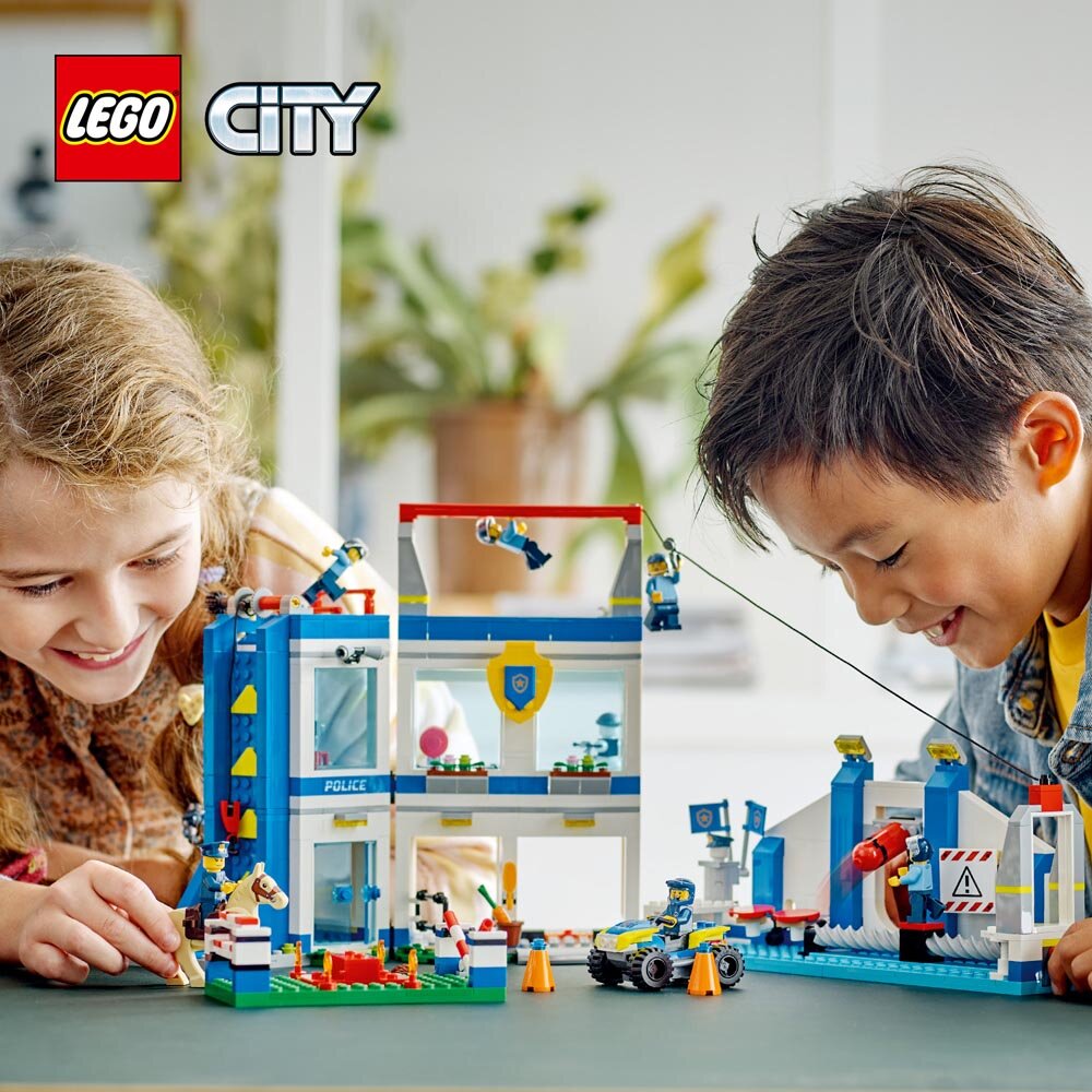 LEGO City - Politietraining academie 6+
