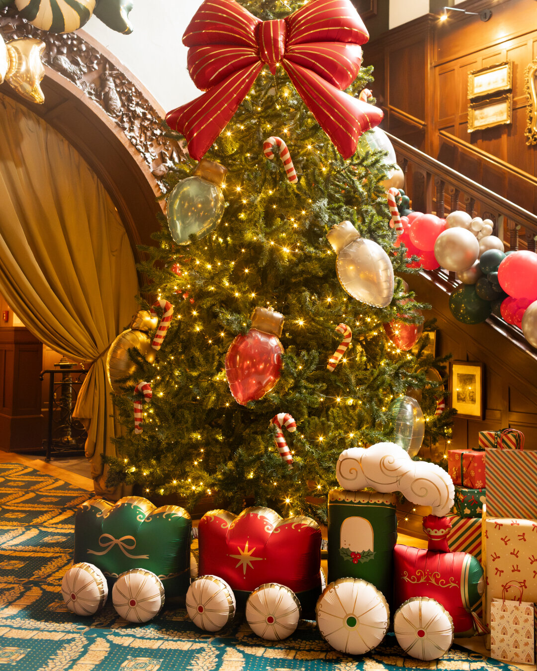 Ballondecoratie Kersttrein XXL 221 cm